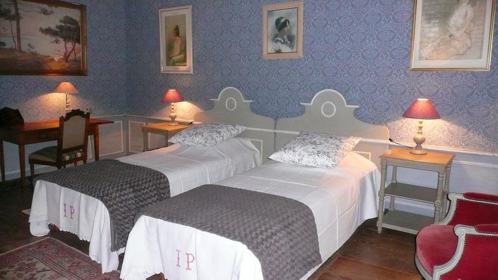 Chateau De Crocq - Chambres D'Hotes De Charme Zimmer foto